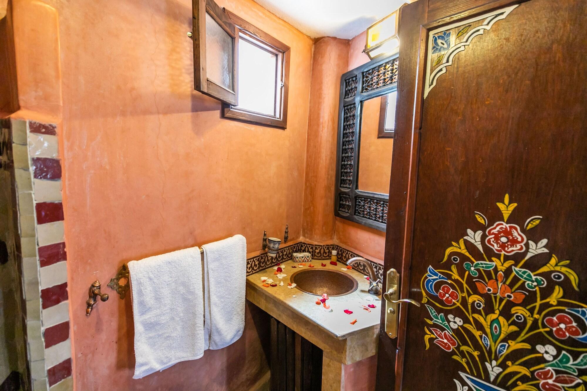 Riad Jardin Chrifa Fez Bagian luar foto