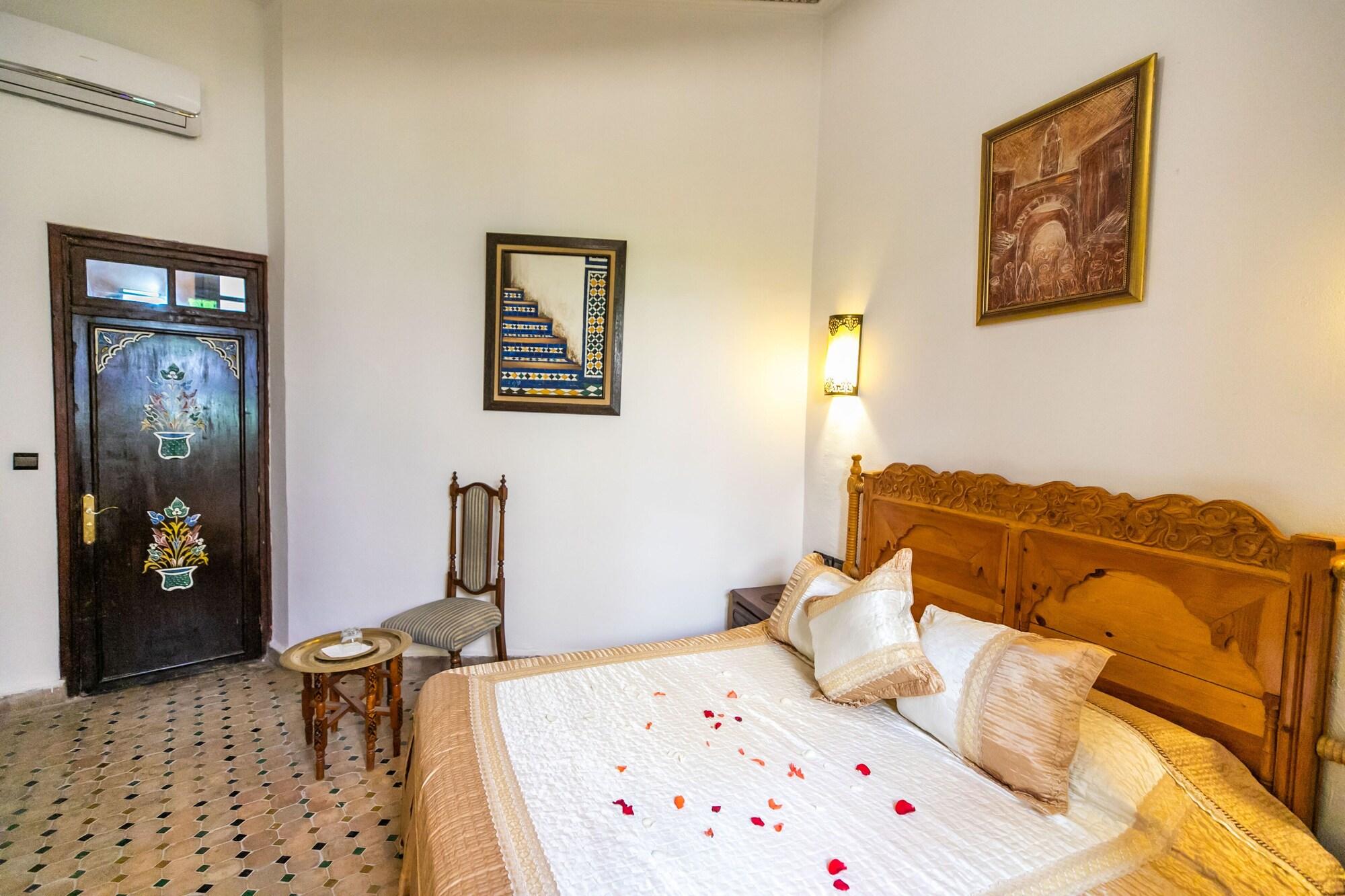 Riad Jardin Chrifa Fez Bagian luar foto